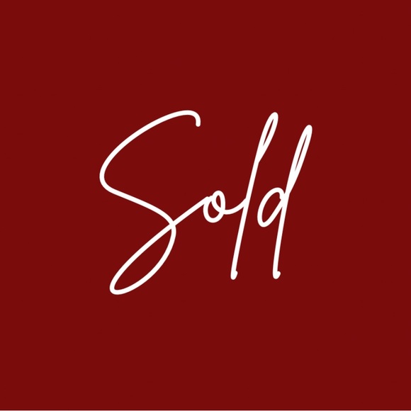 Kurt Geiger Jewelry - NWT Kurt Geiger Goldtone Crystal Necklace